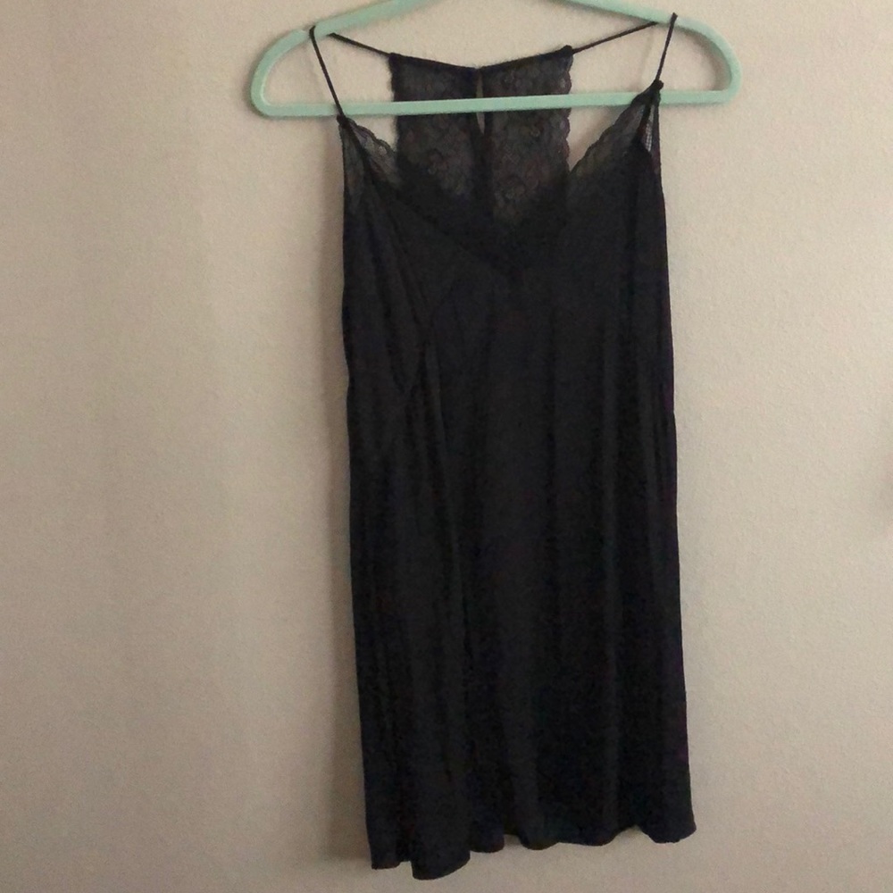 Black Kendall and Kylie dress